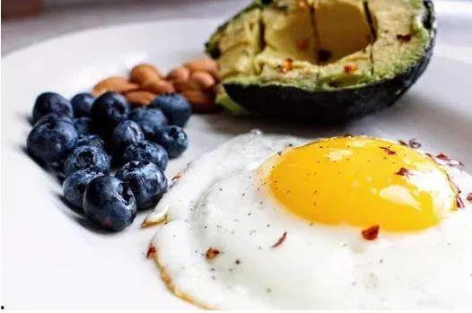 上朝吃瓜蛋仔,揭秘上朝时皇帝的神秘瓜蛋仔