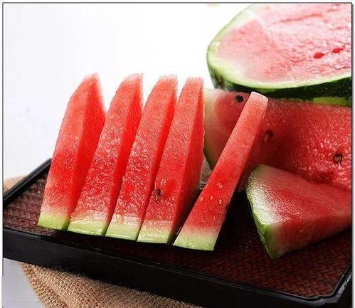 吃瓜美术王,揭秘艺术界的“瓜田”奇遇